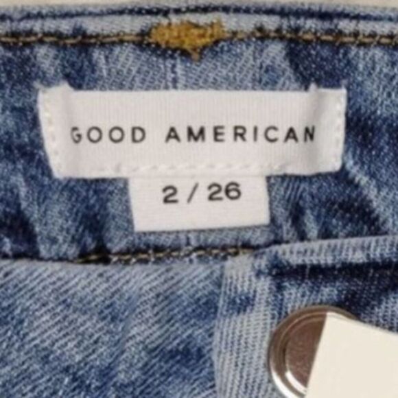 Good American Good Classic Distressed High Rise Jeans NWT 2/26 - Picture 4 of 8